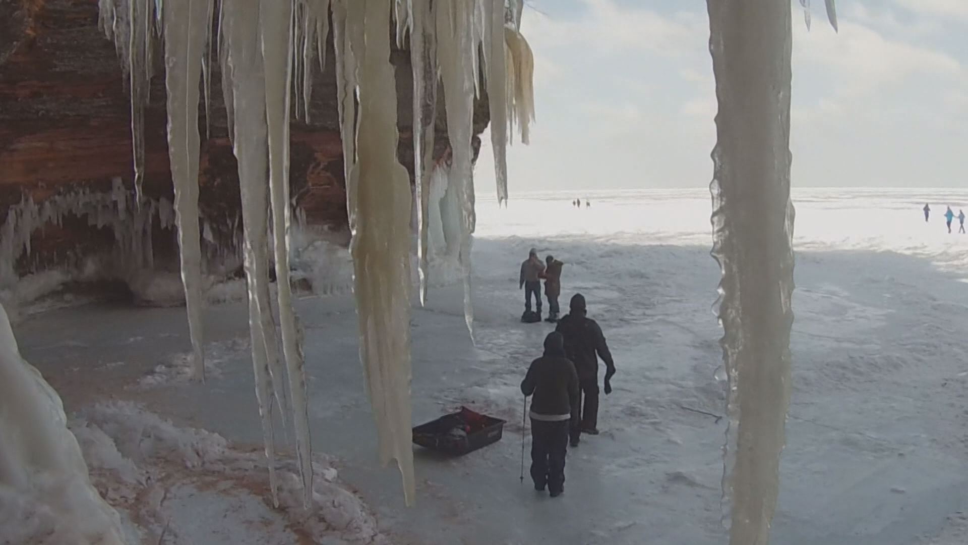 Access to ice caves at Apostle Islands unlikely this winter